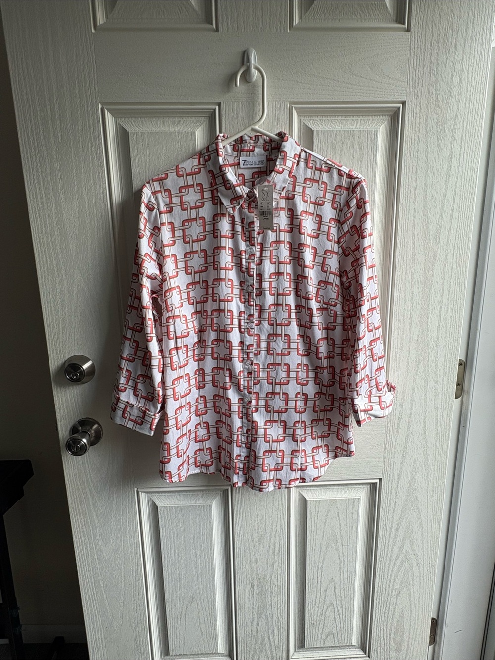 NY&C Avenue Design Studio L NWT Geometric Print Button Front Blouse